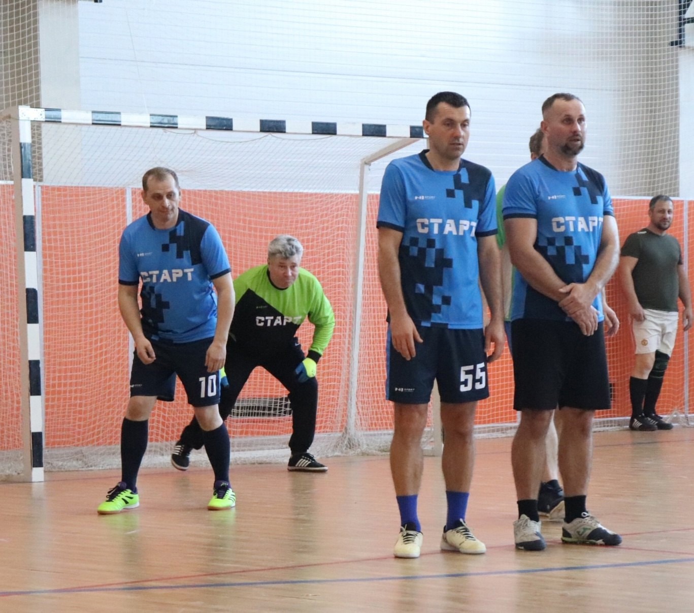 Чемпионат по мини-футболу среди спортсменов 35+.