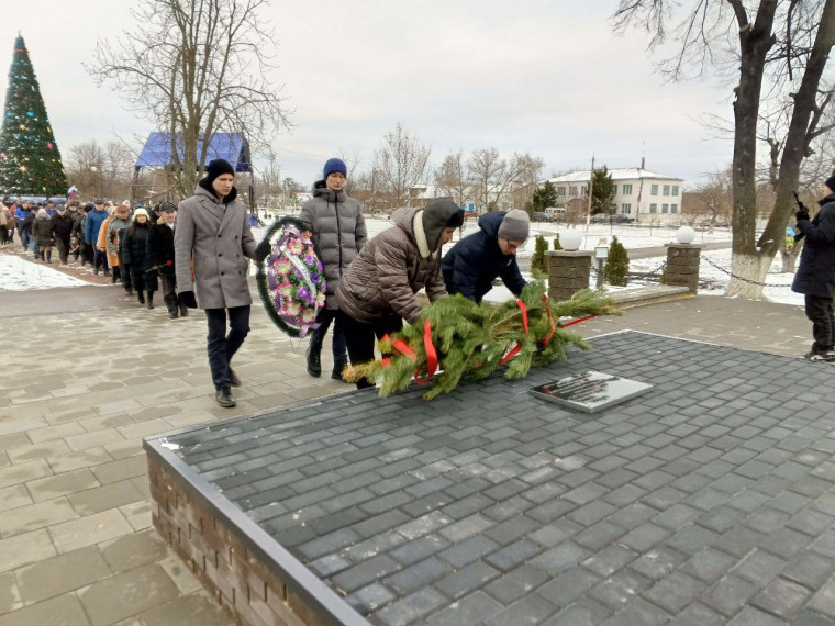 Митрофановцы отметили День освобождения села от немецко-фашистских захватчиков. Митрофановцы отметили День освобождения села от немецко-фашистских захватчиков.